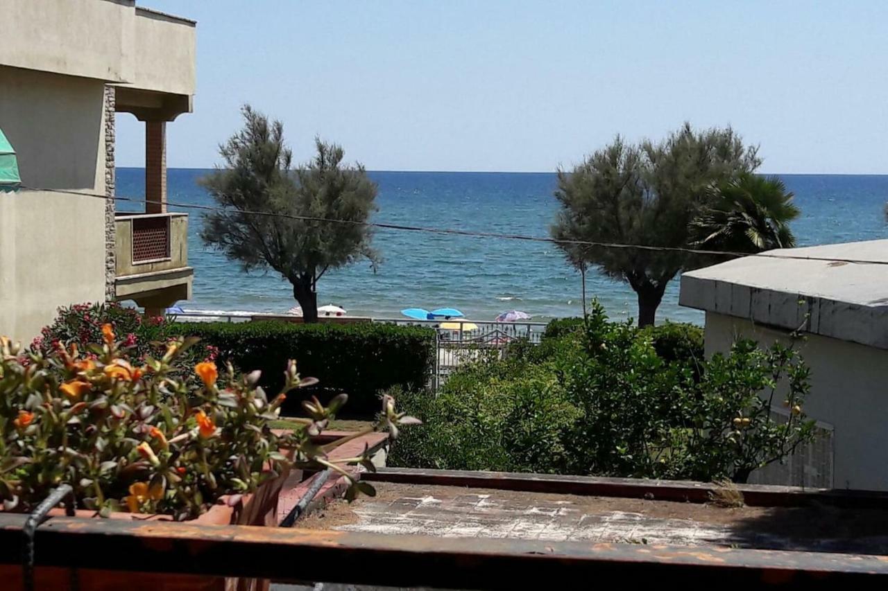 Stella Di Mare Villa Terracina Luaran gambar